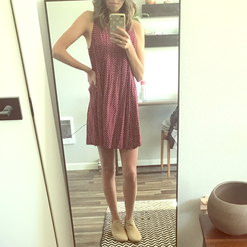 Old navy floral maroon dress